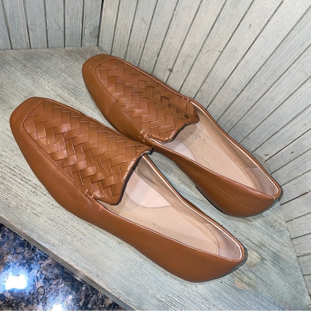 Banana Republic Brown Woven Leather Loafers 7M - Picture 2 of 9